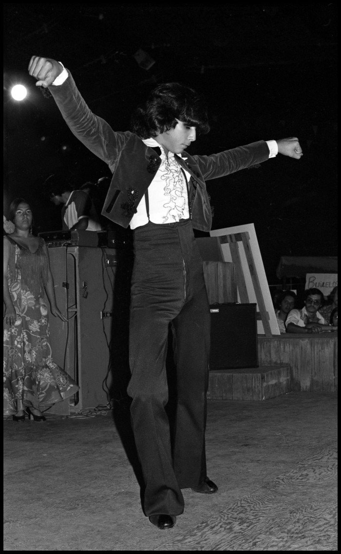 Oscar Trevino performing with Rosalinda Chayo Champion in the background 1976